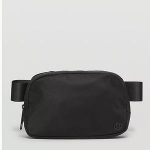Lululemon Everywhere Belt Bag